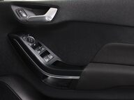 Ford Fiesta ACTIVE 1 26