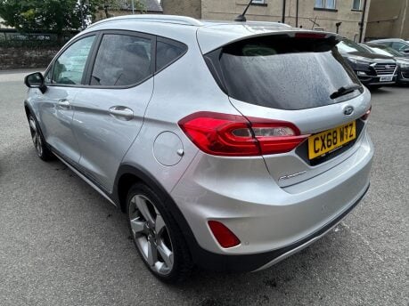 Ford Fiesta ACTIVE 1 6