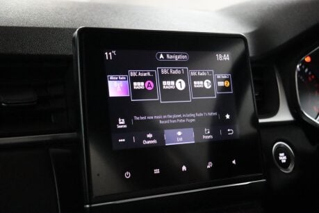 Renault Captur ICONIC TCE 36