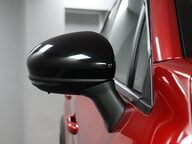 Renault Captur ICONIC TCE 38