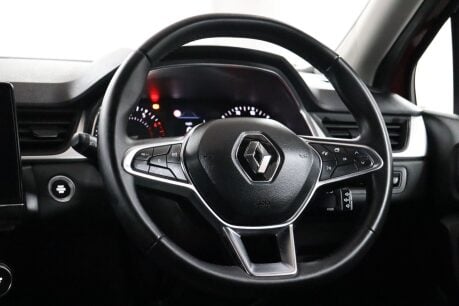 Renault Captur ICONIC TCE 40