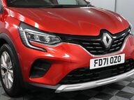Renault Captur ICONIC TCE 13