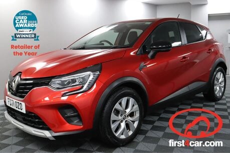 Renault Captur ICONIC TCE