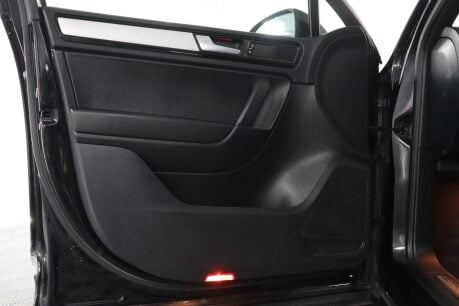 Volkswagen Touareg V6 R-LINE TDI BLUEMOTION TECHNOLOGY 43