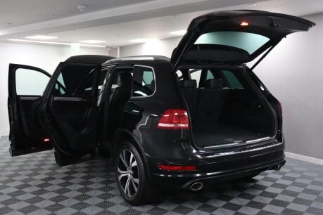 Volkswagen Touareg V6 R-LINE TDI BLUEMOTION TECHNOLOGY 21