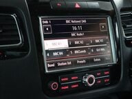 Volkswagen Touareg V6 R-LINE TDI BLUEMOTION TECHNOLOGY 39