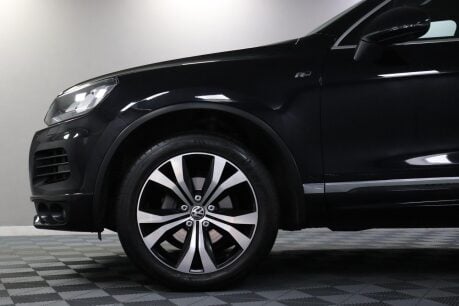 Volkswagen Touareg V6 R-LINE TDI BLUEMOTION TECHNOLOGY 27