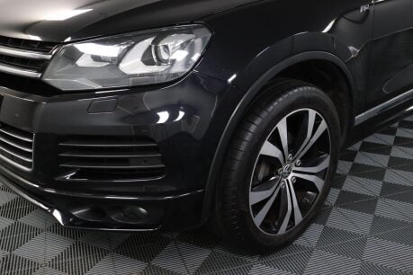 Volkswagen Touareg V6 R-LINE TDI BLUEMOTION TECHNOLOGY 31
