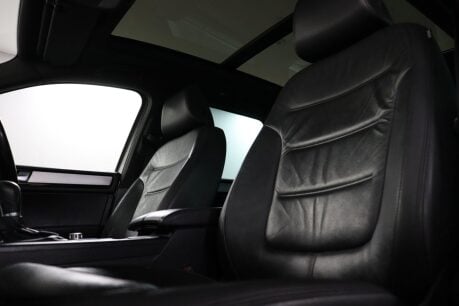 Volkswagen Touareg V6 R-LINE TDI BLUEMOTION TECHNOLOGY 35