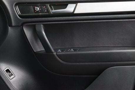 Volkswagen Touareg V6 R-LINE TDI BLUEMOTION TECHNOLOGY 36