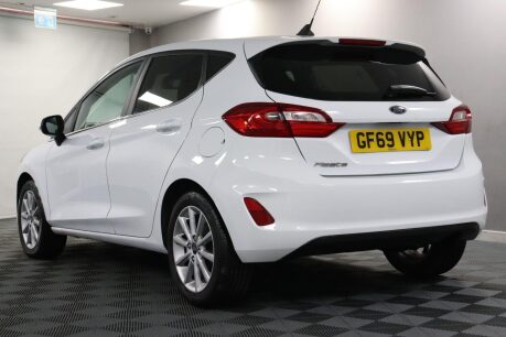 Ford Fiesta TITANIUM 22