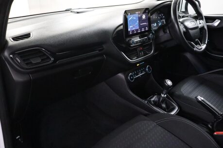 Ford Fiesta TITANIUM 34