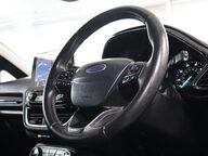 Ford Fiesta TITANIUM 12