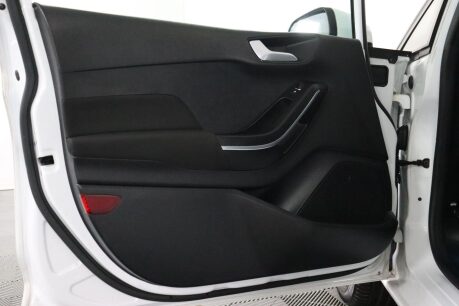 Ford Fiesta TITANIUM 43
