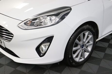 Ford Fiesta TITANIUM 31