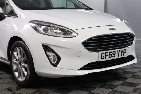 Ford Fiesta TITANIUM 24