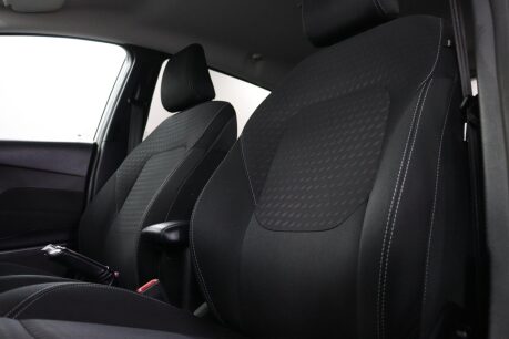 Ford Fiesta TITANIUM 35