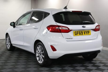 Ford Fiesta TITANIUM 10