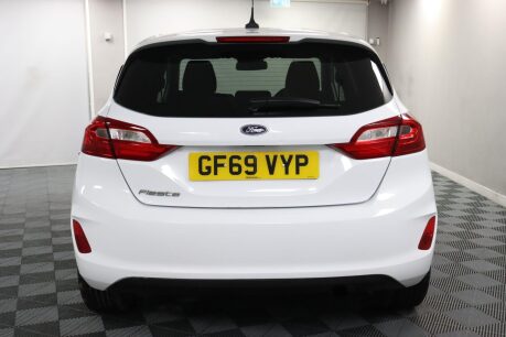 Ford Fiesta TITANIUM 8