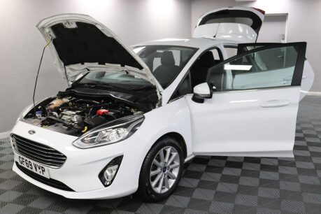 Ford Fiesta TITANIUM 16