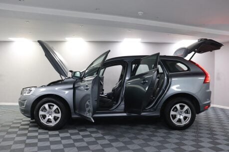 Volvo XC60 D4 SE NAV AWD 5