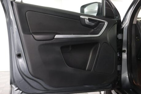 Volvo XC60 D4 SE NAV AWD 44