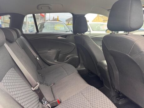 Vauxhall Astra BUSINESS EDITION NAV 14