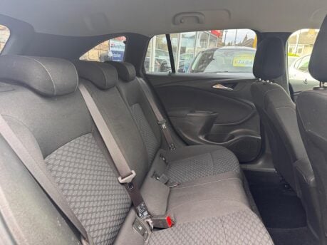 Vauxhall Astra BUSINESS EDITION NAV 16