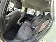 Mini Hatch COOPER D 11
