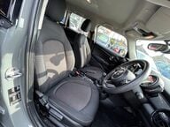 Mini Hatch COOPER D 10
