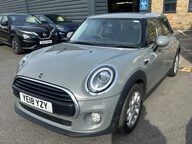 Mini Hatch COOPER D 5