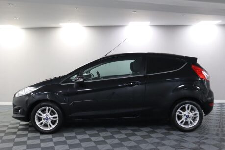 Ford Fiesta ZETEC 19