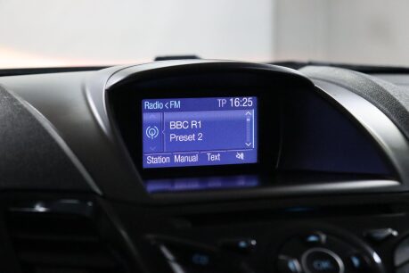 Ford Fiesta ZETEC 38