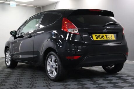Ford Fiesta ZETEC 23