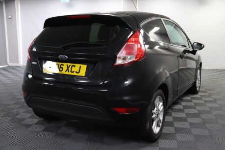 Ford Fiesta ZETEC 12