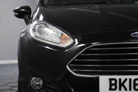Ford Fiesta ZETEC 26