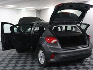 Ford Focus TITANIUM 21