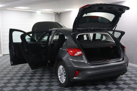 Ford Focus TITANIUM 21