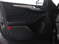 Ford Focus TITANIUM 45