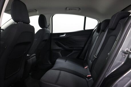Ford Focus TITANIUM 42
