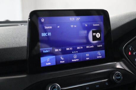 Ford Focus TITANIUM 38