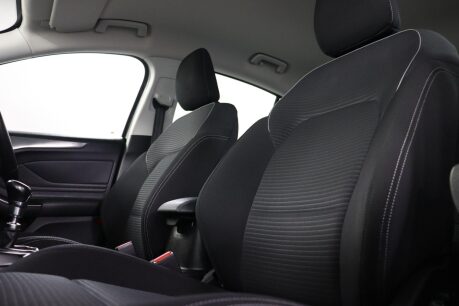 Ford Focus TITANIUM 35