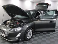 Ford Focus TITANIUM 16