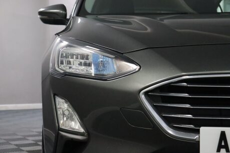 Ford Focus TITANIUM 25