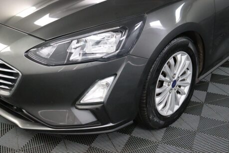 Ford Focus TITANIUM 31