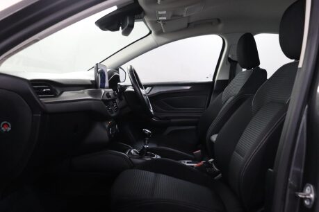 Ford Focus TITANIUM 43