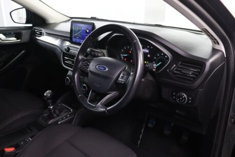 Ford Focus TITANIUM 4