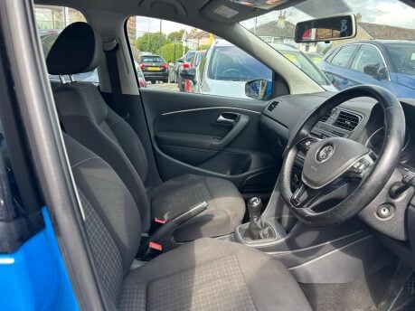 Volkswagen Polo SE 10