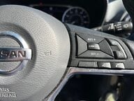 Nissan Juke DIG-T N-CONNECTA 14