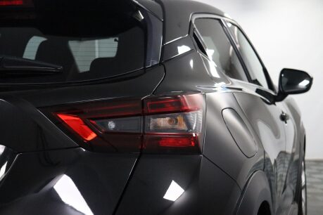 Nissan Juke DIG-T N-CONNECTA 23